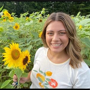 Meet your Posher, Nikki